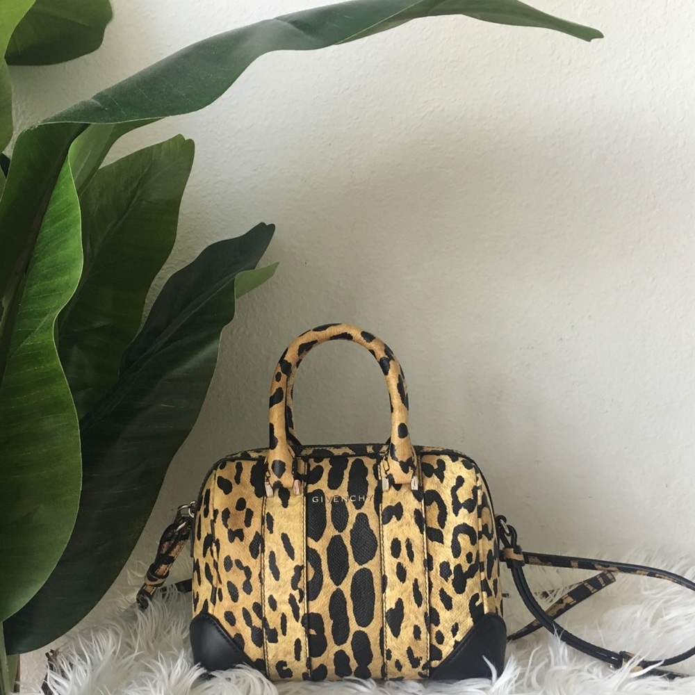 Givenchy Lucrezia Micro Mini bag in Leopard Black